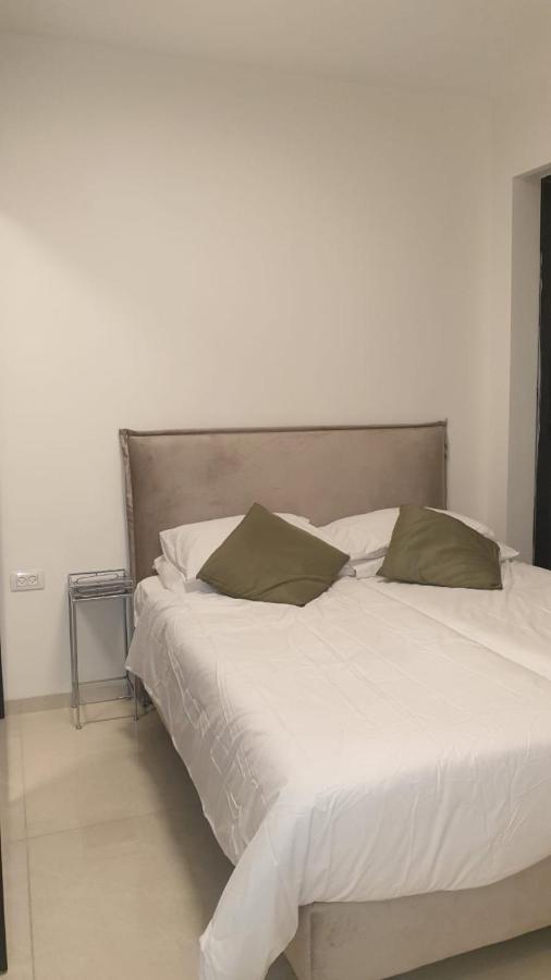 Appartment City Center - J Tower Gerusalemme Esterno foto